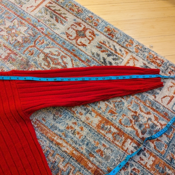 Eddie Bauer Women's Large Mock Neck Ribbed Knit Relaxed Fit Red Sweater 148 - Picture 10 of 10